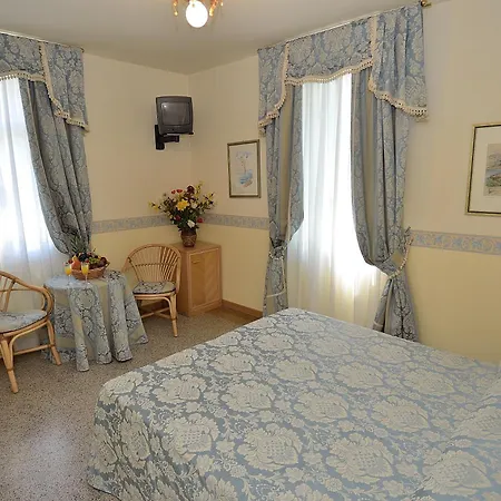 Angelica Bed and breakfast 4*