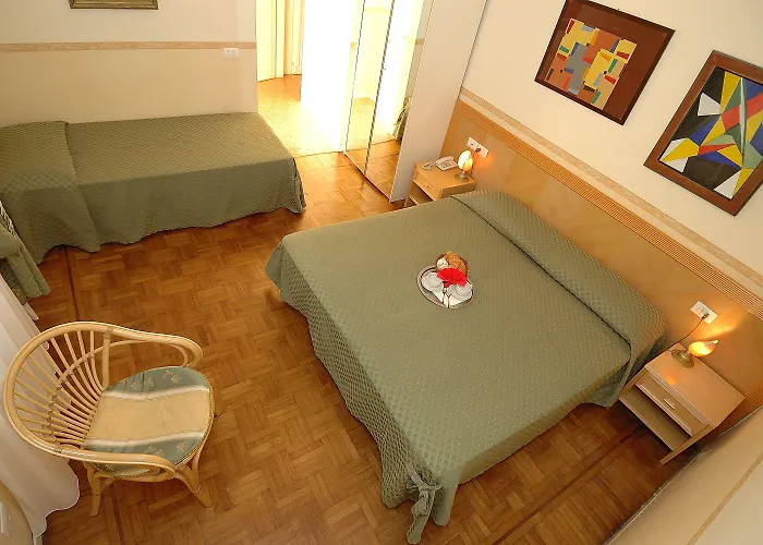 Angelica Alojamento de Acomodação e Pequeno-almoço 4*