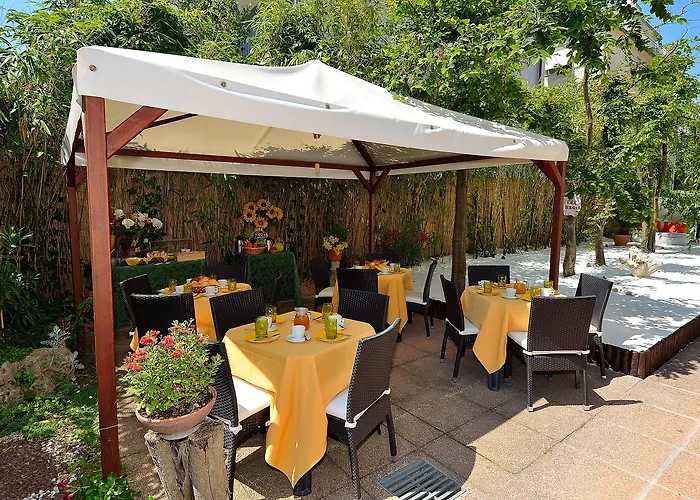 Angelica Alojamento de Acomodação e Pequeno-almoço 4*