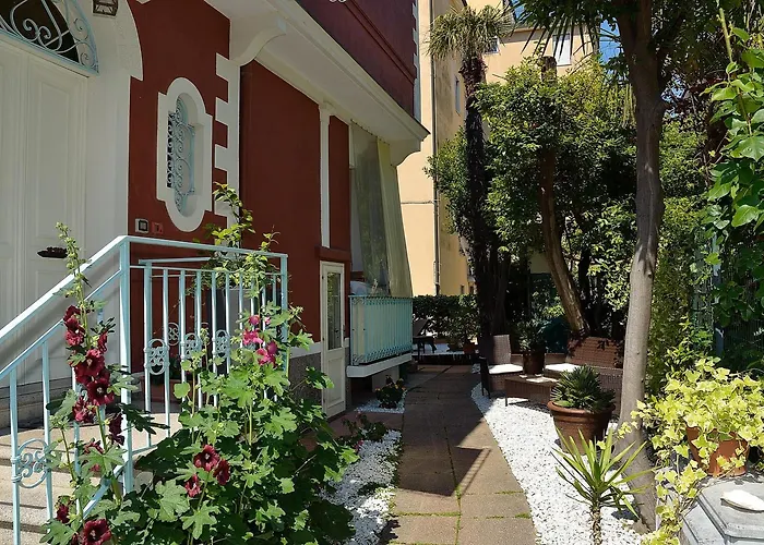 Angelica Alojamento de Acomodação e Pequeno-almoço 4*