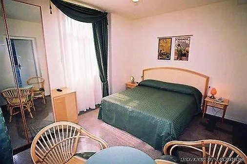 Angelica Alojamento de Acomodação e Pequeno-almoço 4*